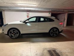 Bianco Usata 2021 Porsche Cayenne SUV | 68.000 €
