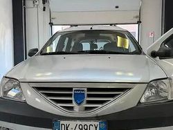 Argento Usata 2007 Dacia Logan MCV Lauréate Tre volumi | 1200 € (Buon prezzo)