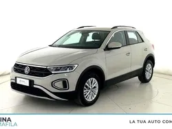 Beige Usata 2022 VW T-Roc Life SUV | 19.400 € (Buon prezzo)