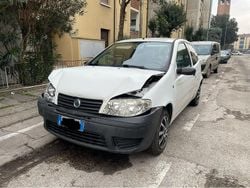 Bianco Usata 2005 Fiat Punto Due volumi | 500 € (Ottimo prezzo)