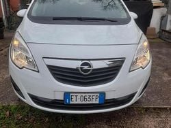 Bianco Usata 2013 Opel Meriva Monovolume | 4900 € (Buon prezzo)