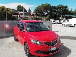 Rosso Usata 2022 Lancia Ypsilon Gold Due volumi | 13.000 € (Buon prezzo)
