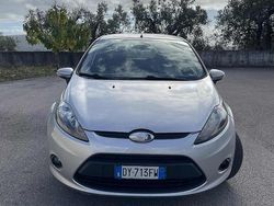 Grigio Usata 2010 Ford Fiesta Tre volumi | 2599 €