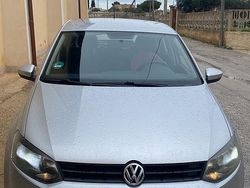 Grigio Usata 2010 VW Polo Tre volumi | 8000 €