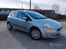 Grigio Usata 2007 Fiat Punto Tre volumi | 4000 €
