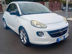 Usata 2013 Opel Adam Due volumi | 6800 € (Buon prezzo)