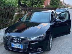 Nero Usata 2012 Audi A1 Sportback Ambition Due volumi | 7900 € (Buon prezzo)