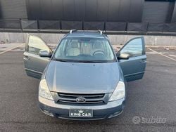 Grigio Usata 2009 Kia Carnival Monovolume | 3500 €