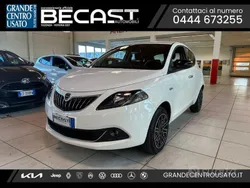 Bianco pastello Usata 2024 Lancia Ypsilon Gold Due volumi | 12.300 € (Ottimo prezzo)