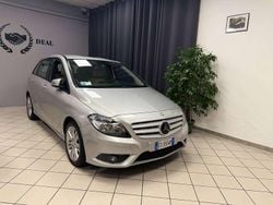 Argento Usata 2013 Mercedes B180 Premium Monovolume | 8999 € (Buon prezzo)