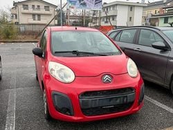 Rosso Usata 2012 Citroën C1 Attraction Due volumi | 4000 € (Buon prezzo)