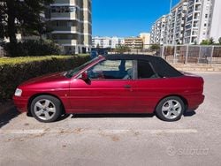 Usata 1990 Ford Escort Cabriolet Cabrio | 2500 €