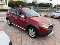 Usata 2012 Dacia Sandero Tre volumi | 5450 € (Buon prezzo)