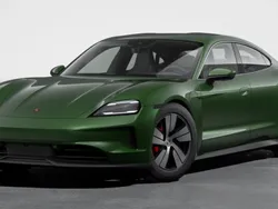Maroon Nuova 2024 Porsche Taycan 4S Tre volumi | 125.000 € (Buon prezzo)