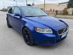Blu Usata 2010 Volvo V50 Momentum Station wagon | 3200 € (Buon prezzo)