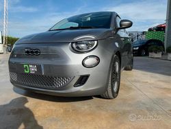 Grigio Usata 2021 Fiat 500e Icon Tre volumi | 13.799 € (Buon prezzo)