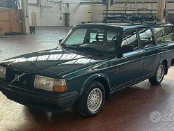 Verde Usata 1992 Volvo 245 Station wagon | 7500 €
