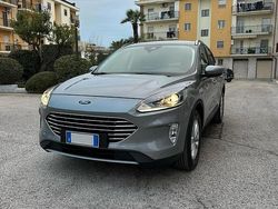 Grigio Usata 2020 Ford Kuga Titanium SUV | 16.200 € (Buon prezzo)