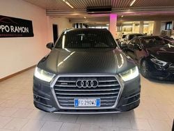 Grey metal Usata 2017 Audi Q7 S-Line SUV | 27.990 € (Molto cara)