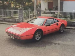 Rosso corsa Usata 1986 Ferrari 328 Coupé | 98.000 €
