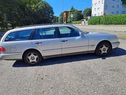 Usata 1999 Mercedes E280 Avantgarde Station wagon | 6800 €