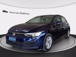 Atlantic blue metalizzato Usata 2022 VW Golf Life Tre volumi | 21.500 € (Ottimo prezzo)