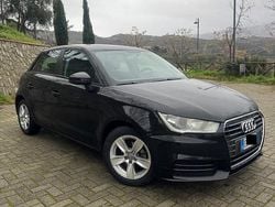 Nero Usata 2015 Audi A1 Tre volumi | 8500 € (Super prezzo)