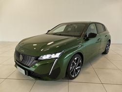 Verde Usata 2024 Peugeot 308 Allure Tre volumi | 24.890 € (Ottimo prezzo)