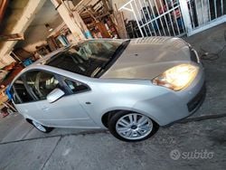 Grigio Usata 2006 Ford C-MAX Monovolume | 2800 € (Molto cara)