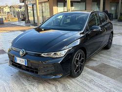 Nero Usata 2025 VW Golf Life Tre volumi | 27.900 € (Buon prezzo)