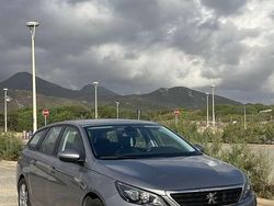 Grigio Usata 2018 Peugeot 308 Business-Line Tre volumi | 12.000 € (Buon prezzo)