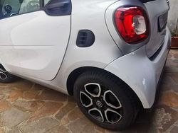 Argento Usata 2017 Smart ForTwo Coupé Due volumi | 11.000 € (Buon prezzo)