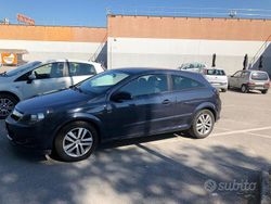 Grigio Usata 2008 Opel Astra GTC Coupé | 3800 €