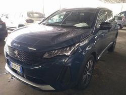 Blu / metallizzato Usata 2023 Peugeot 5008 Allure SUV | 22.450 € (Ottimo prezzo)