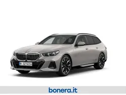 Oxide grey metallizzato Nuova 2025 BMW 520 M Sport Station wagon | 72.340 € (Super prezzo)