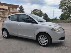 Grigio Usata 2014 Lancia Ypsilon Gold Due volumi | 5999 € (Buon prezzo)