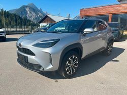 Grigio Nuova 2025 Toyota Yaris Cross Trend SUV | 28.990 € (Buon prezzo)