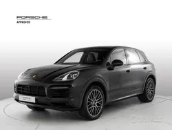 Blu Usata 2022 Porsche Cayenne Platinum Edition SUV | 69.900 € (Super prezzo)