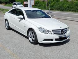Bianco Usata 2012 Mercedes E220 Executive Coupé | 10.250 € (Buon prezzo)
