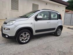 Grigio Usata 2015 Fiat Panda 4x4 Due volumi | 7000 €