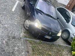 Usata 2005 Renault Clio II Tre volumi | 1250 € (Super prezzo)
