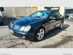 Blu Usata 2003 Mercedes CLK200 Elegance Coupé | 5200 € (Ottimo prezzo)