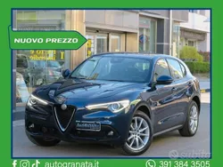 Blu/azzurro Usata 2019 Alfa Romeo Stelvio Super SUV | 18.950 € (Super prezzo)