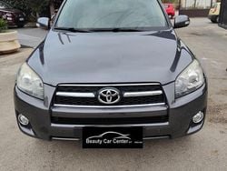 Grigio Usata 2009 Toyota RAV4 Station wagon | 6400 € (Ottimo prezzo)