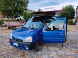 Blu Usata 2000 Renault Kangoo Monovolume | 1800 €