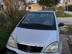 Grigio Usata 2002 Mercedes A140 Tre volumi | 600 € (Super prezzo)