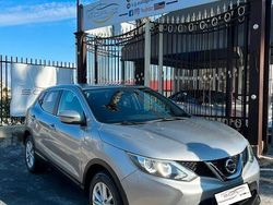 Argento Usata 2015 Nissan Qashqai Acenta SUV | 9999 € (Buon prezzo)