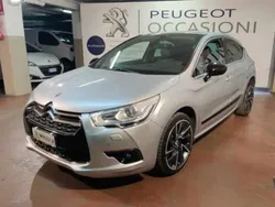 Grigio alluminio Usata 2015 Citroën DS4 Sport Chic Due volumi | 13.200 € (Molto cara)