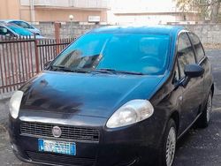 Nero Usata 2008 Fiat Grande Punto Due volumi | 2500 € (Buon prezzo)