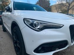 Bianco Usata 2019 Alfa Romeo Stelvio Tech Edition SUV | 17.800 € (Ottimo prezzo)